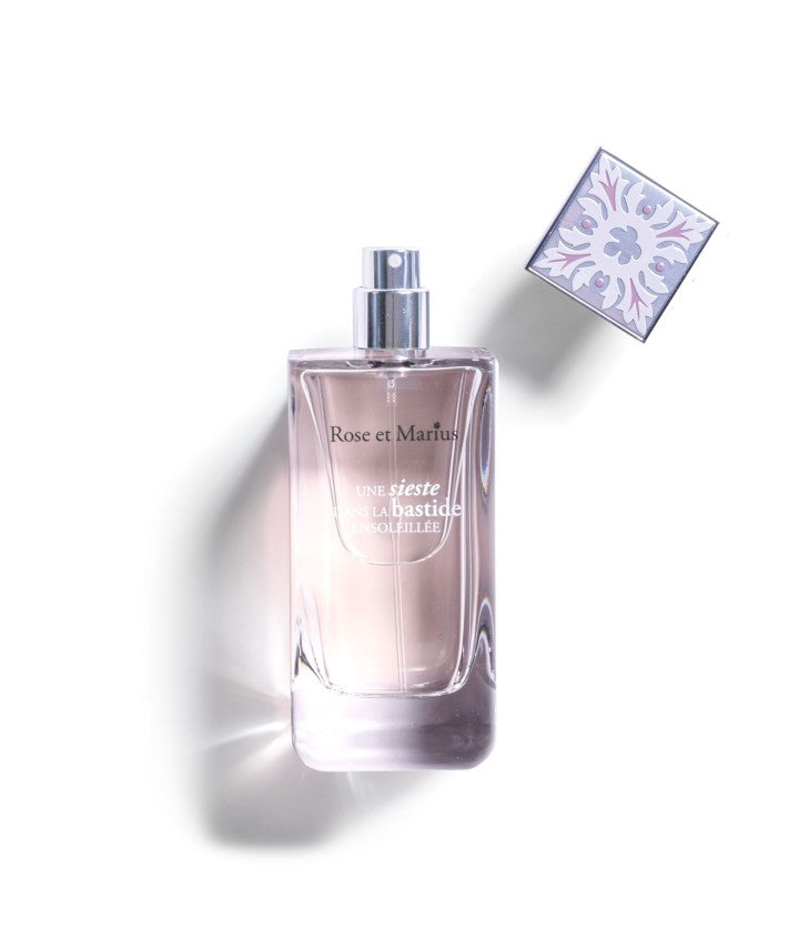 UNE SIESTE DANS LA BASTIDE ENSOLEILLÉE EAU DE PARFU